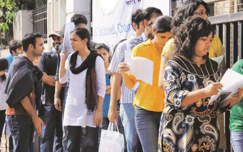 IIM Kozhikode Releases CAT 2025 Hall Ticket: Hereโs How to Download